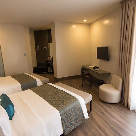Goldberry Lite Hotel Iloilo City Εξωτερικό φωτογραφία