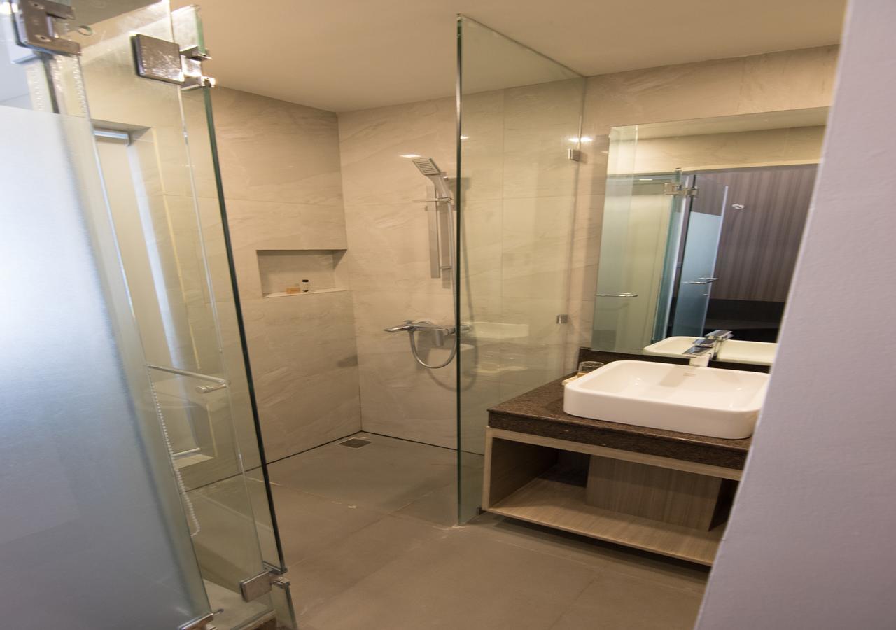 Goldberry Lite Hotel Iloilo City Εξωτερικό φωτογραφία